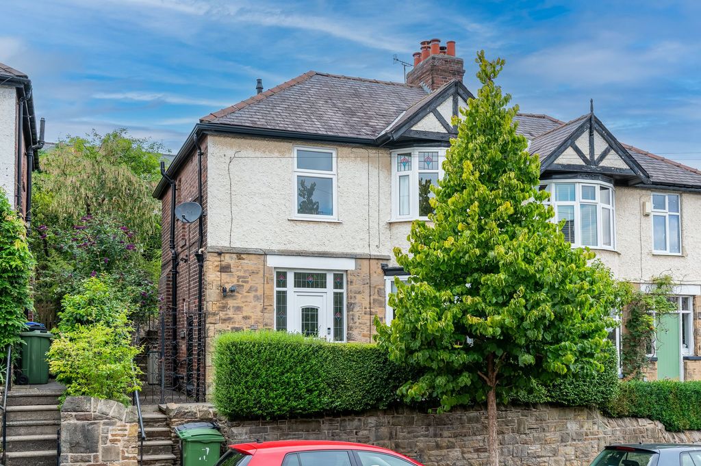 Property photo 1 of 24