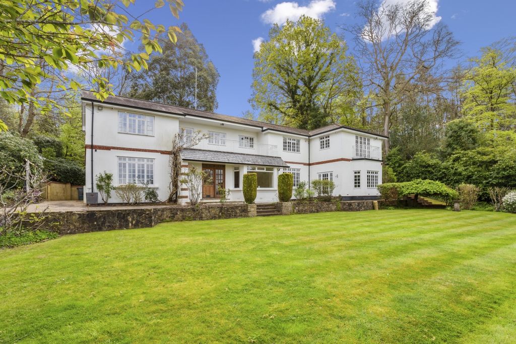 Property photo 1 of 19 Exterior