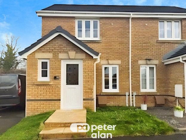 Property photo 1 of 10 Front