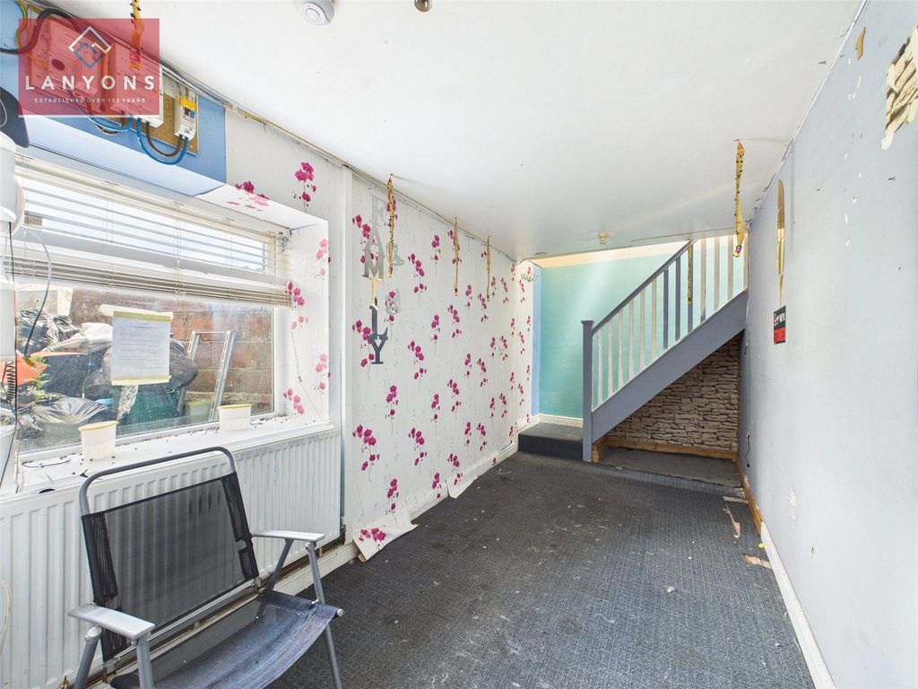 Property photo 2 of 11 Picture No. 06