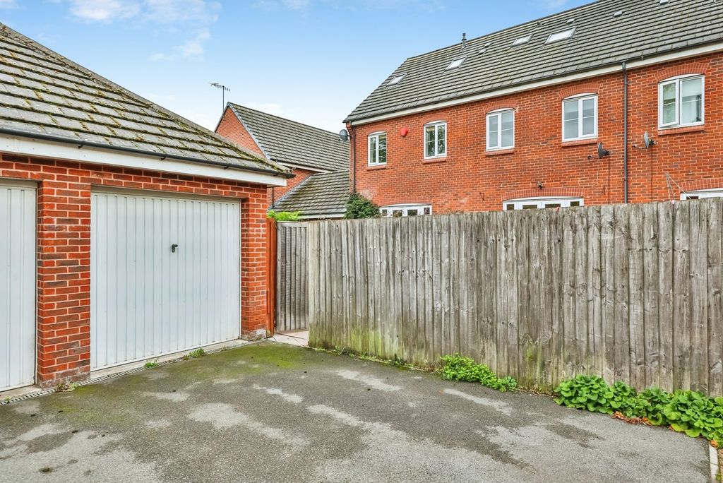 Property photo 2 of 18 Pbox-Img.Jpg