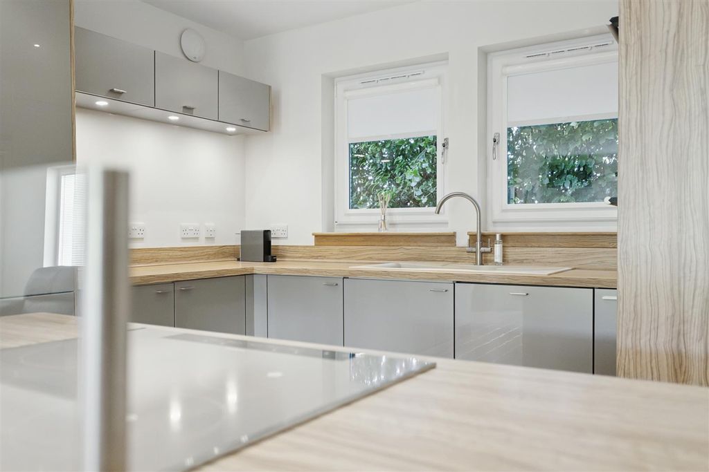 Property photo 3 of 29 Dsc02391.Jpg