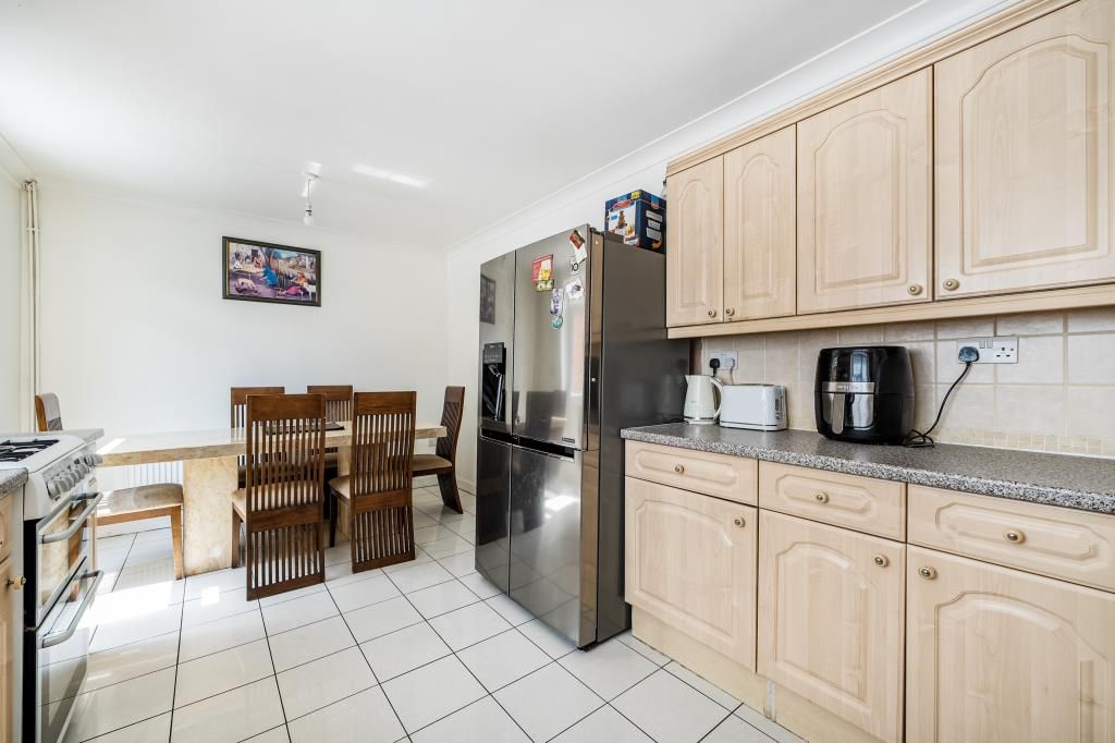 Property photo 2 of 21 Kitchen/Dining Area