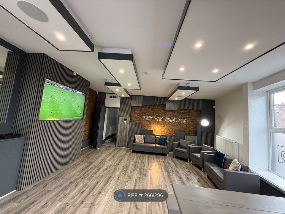 Property photo 2 of 23