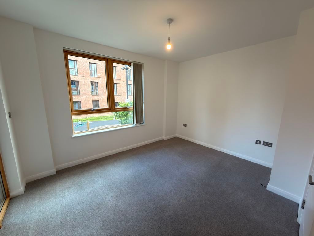 Property photo 3 of 7 Photo 5