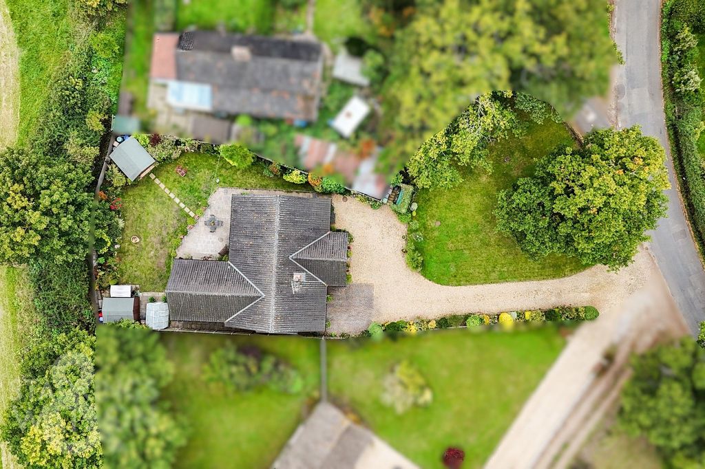 Property photo 3 of 36