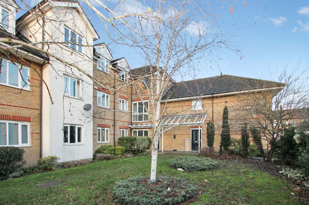 Property photo 2 of 9