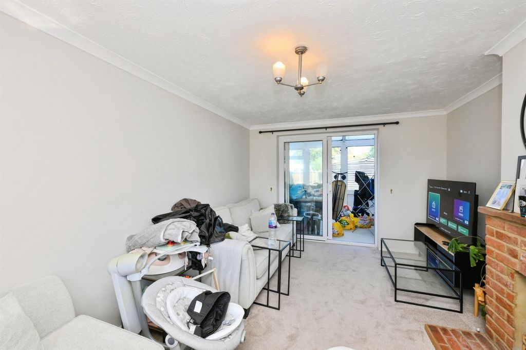 Property photo 3 of 20