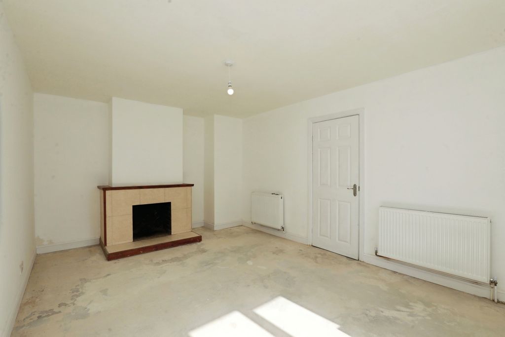 Property photo 3 of 19 Pbox-Img.Jpg