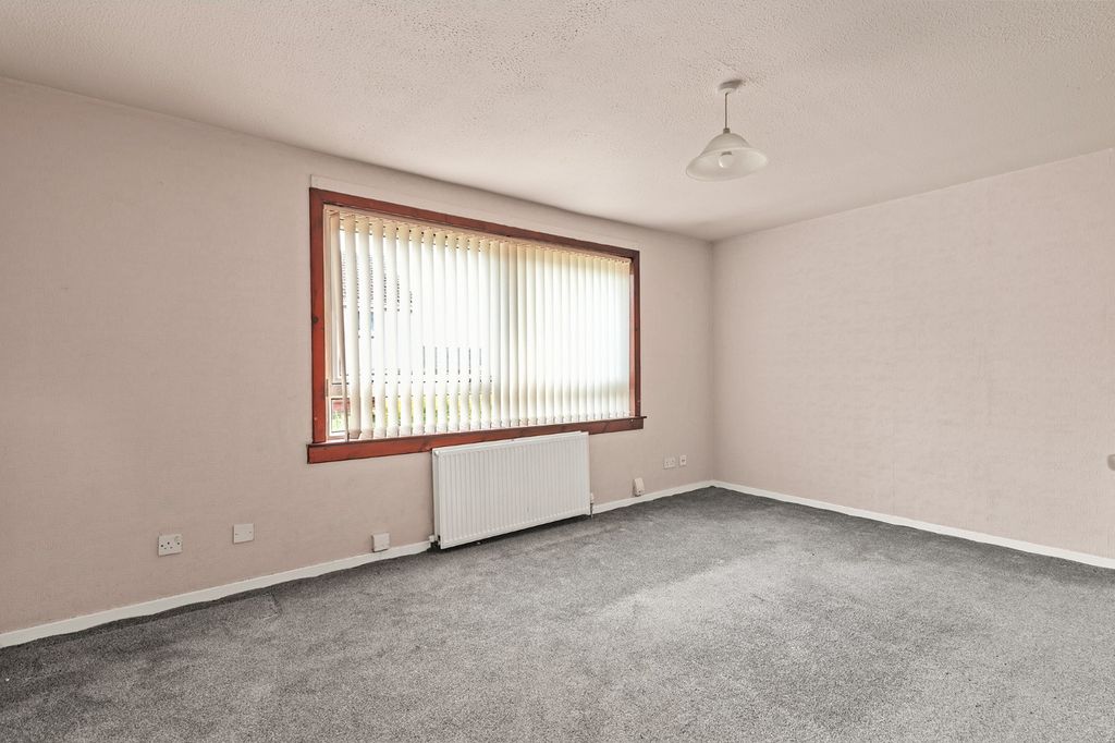 Property photo 2 of 23 5186273