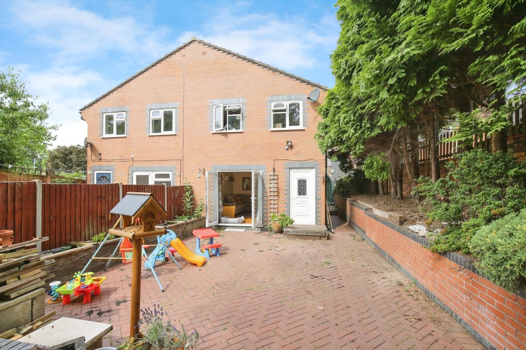 Property photo 1 of 13 A52E367A-Mw-6993