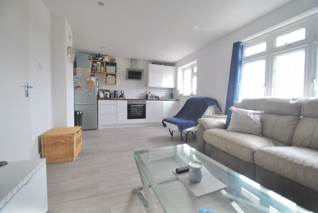 Property photo 2 of 7 Photo 7