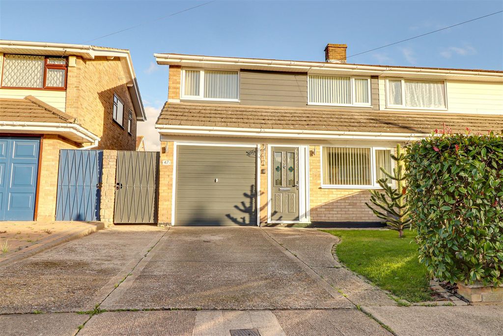 Property photo 1 of 23