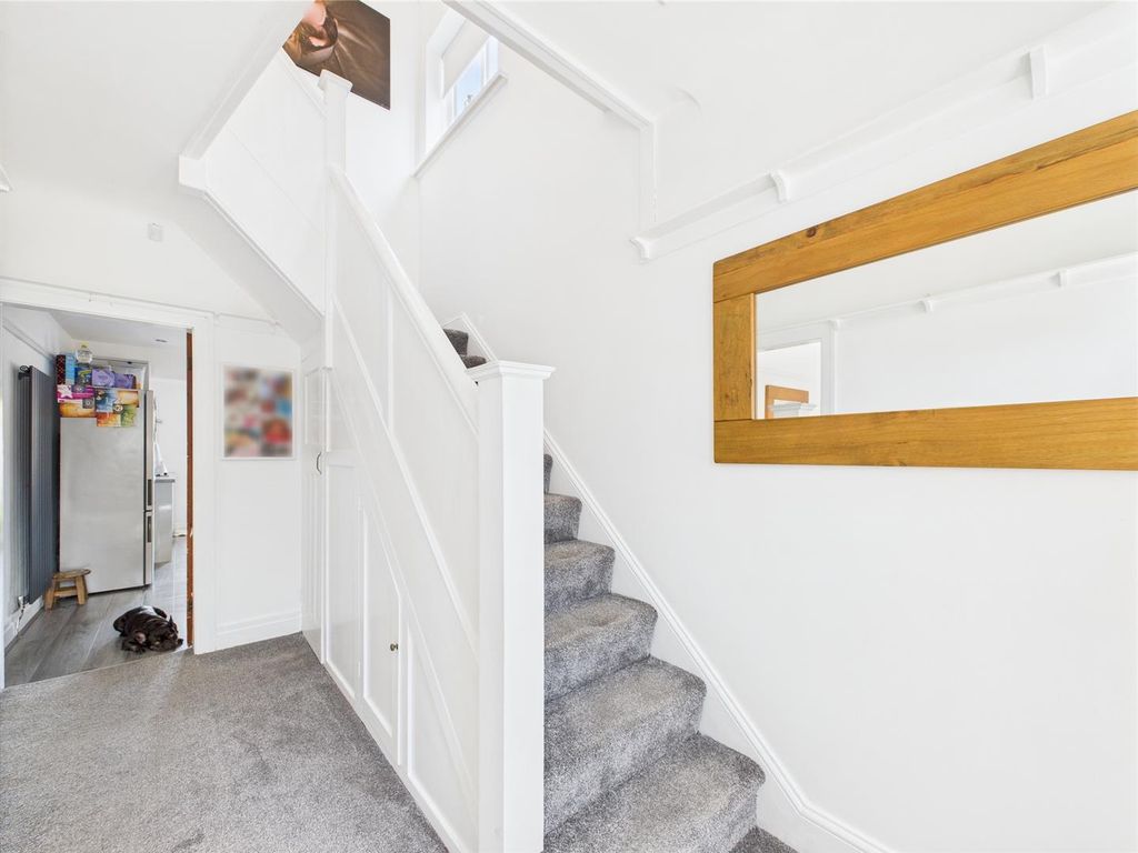 Property photo 3 of 16 Cam03844G0-Pr0284-Still002.Jpg