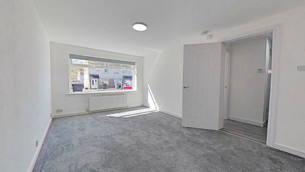 Property photo 2 of 10 Photo 2