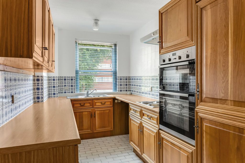 Property photo 3 of 15 Picture No. 26