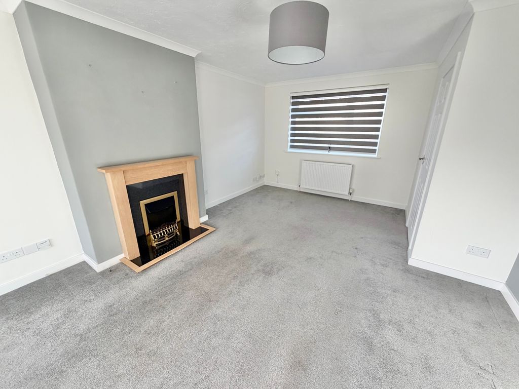 Property photo 3 of 14 Img_8144