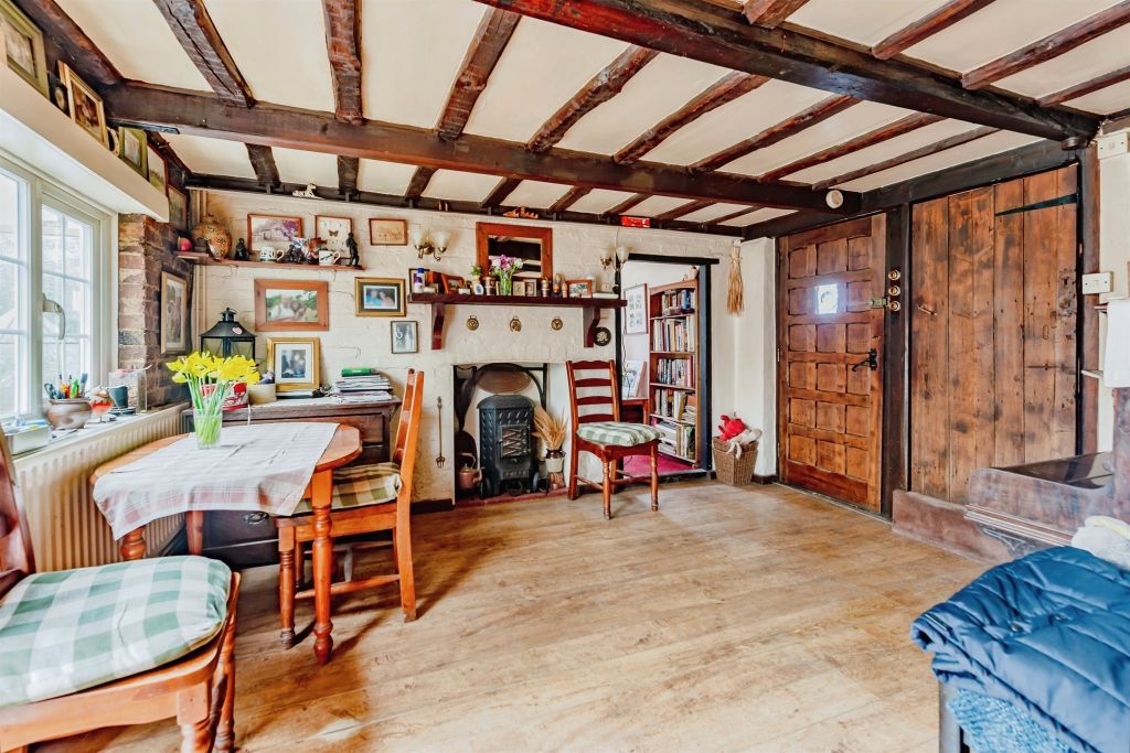 Property photo 3 of 20