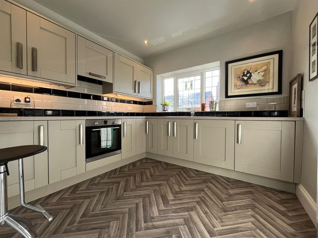 Property photo 3 of 18 Img-20241007-Wa0048.Jpg