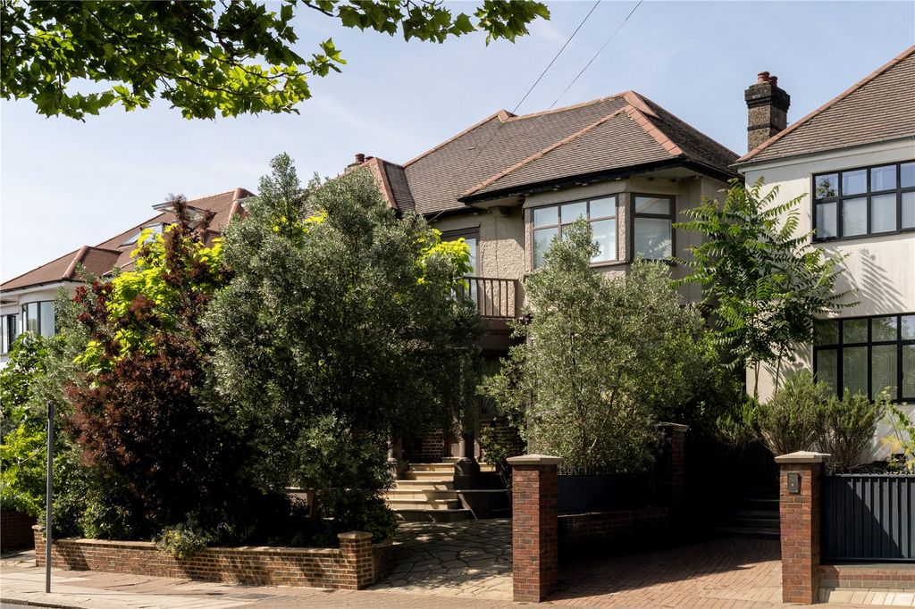 Property photo 1 of 32 Picture No. 52