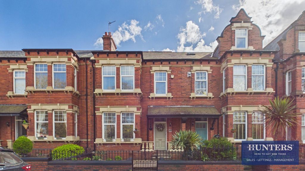 Property photo 1 of 38 External