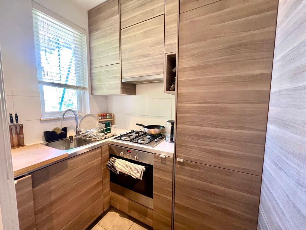 Property photo 2 of 12 Kitchen