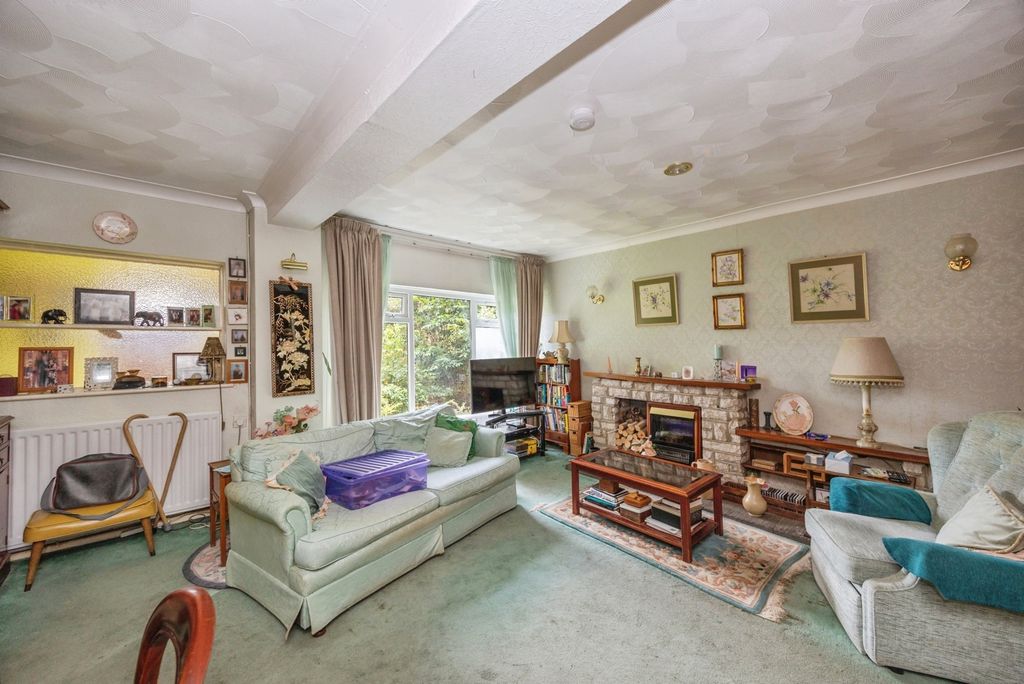 Property photo 3 of 23 Pbox-Img.Jpg