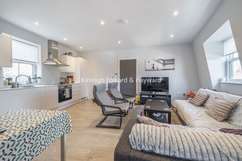 Property photo 1 of 6 B9301E69-B400-4E6d-B