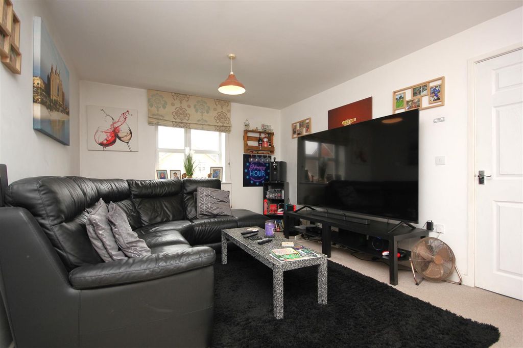 Property photo 2 of 10 Img_0350.Jpg