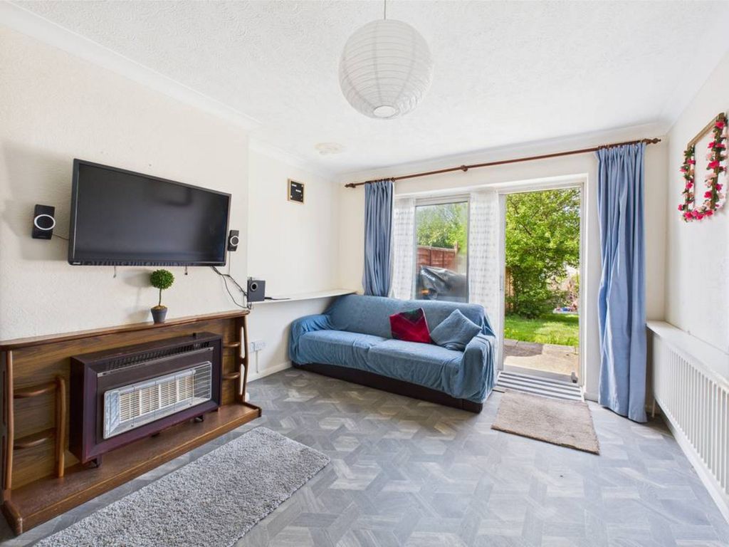 Property photo 3 of 13