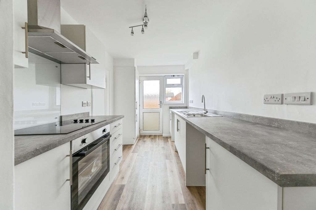 Property photo 3 of 20 Front