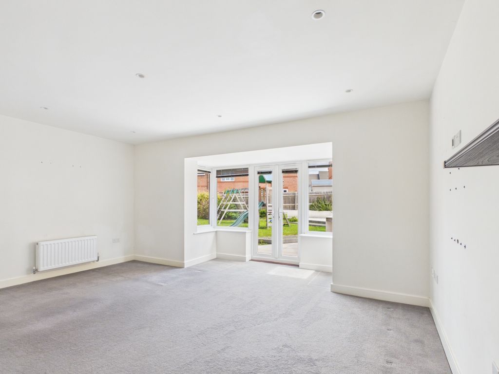 Additional image 10 of 5 bed detached house for saleMadan Gardens, Bishops Tachbrook, Leamington Spa CV33