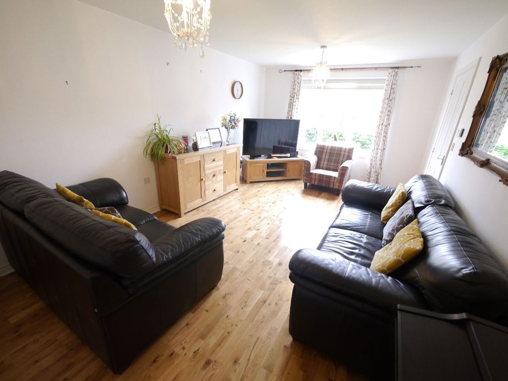 Property photo 3 of 39