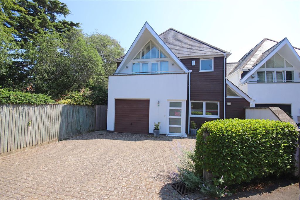 Property photo 1 of 17 Front Shot.Jpg