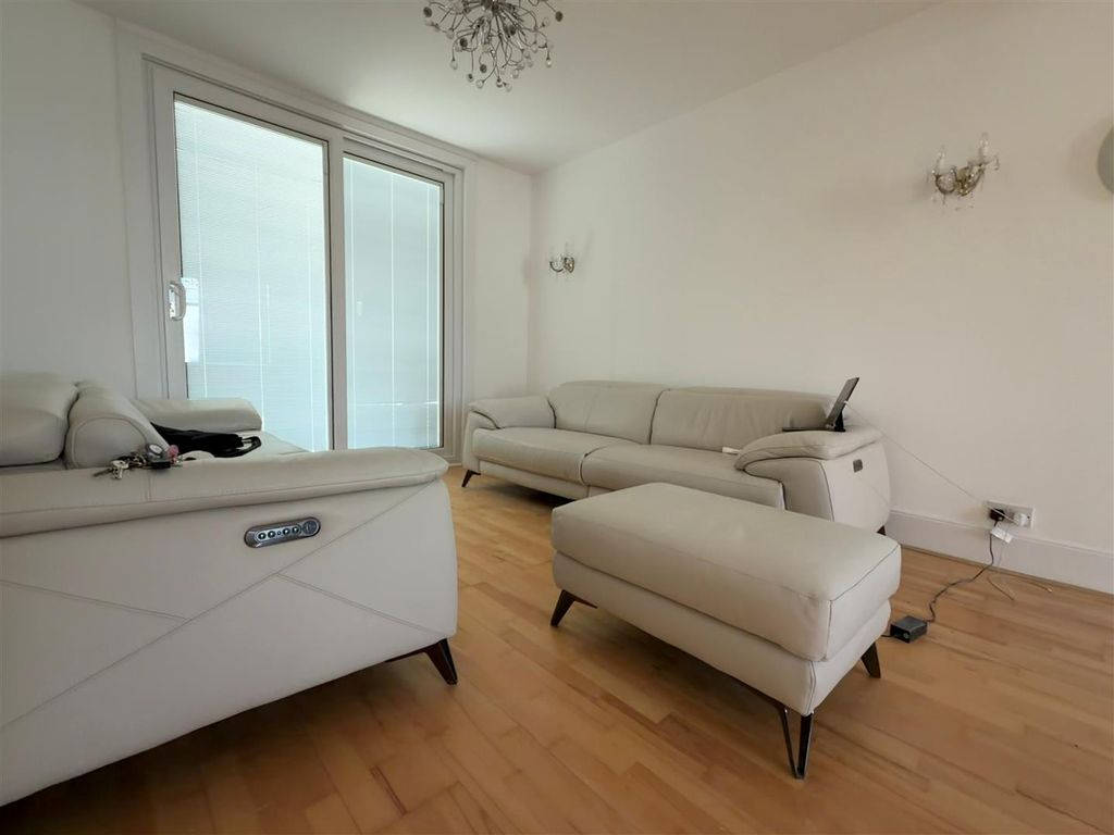 Property photo 2 of 15 2.Jpg