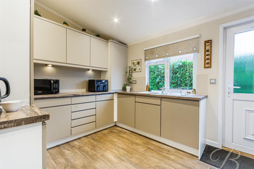 Property photo 2 of 26 Ccltd-14.Jpg