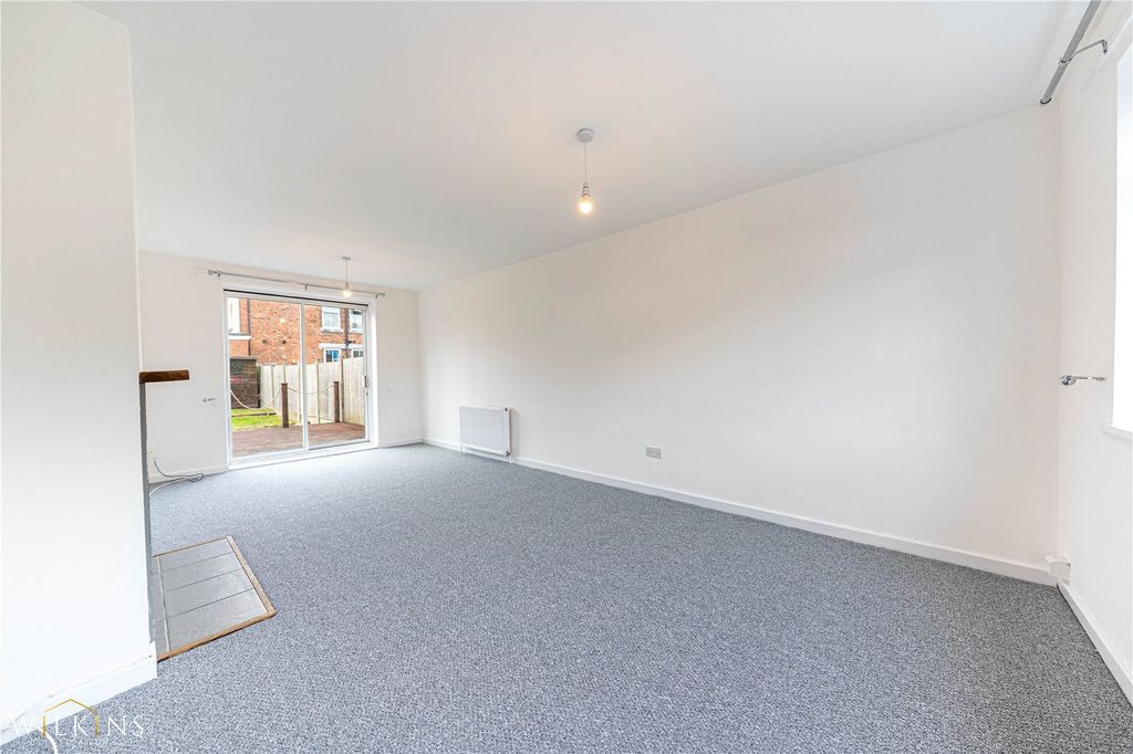 Property photo 2 of 24 Picture No. 03