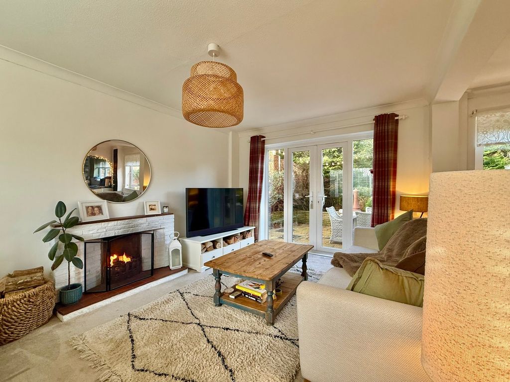 Property photo 2 of 18