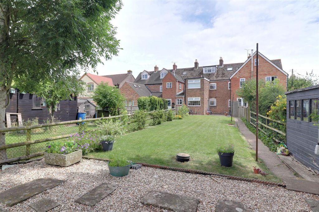 Property photo 2 of 19