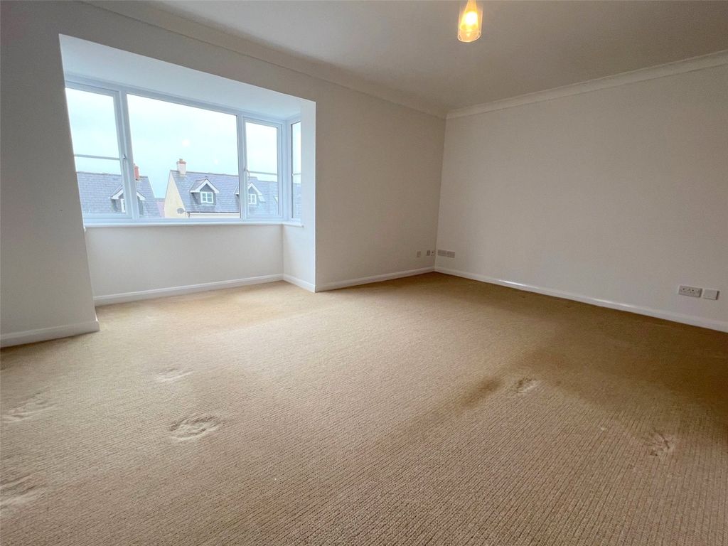 Property photo 3 of 20 Picture No. 27