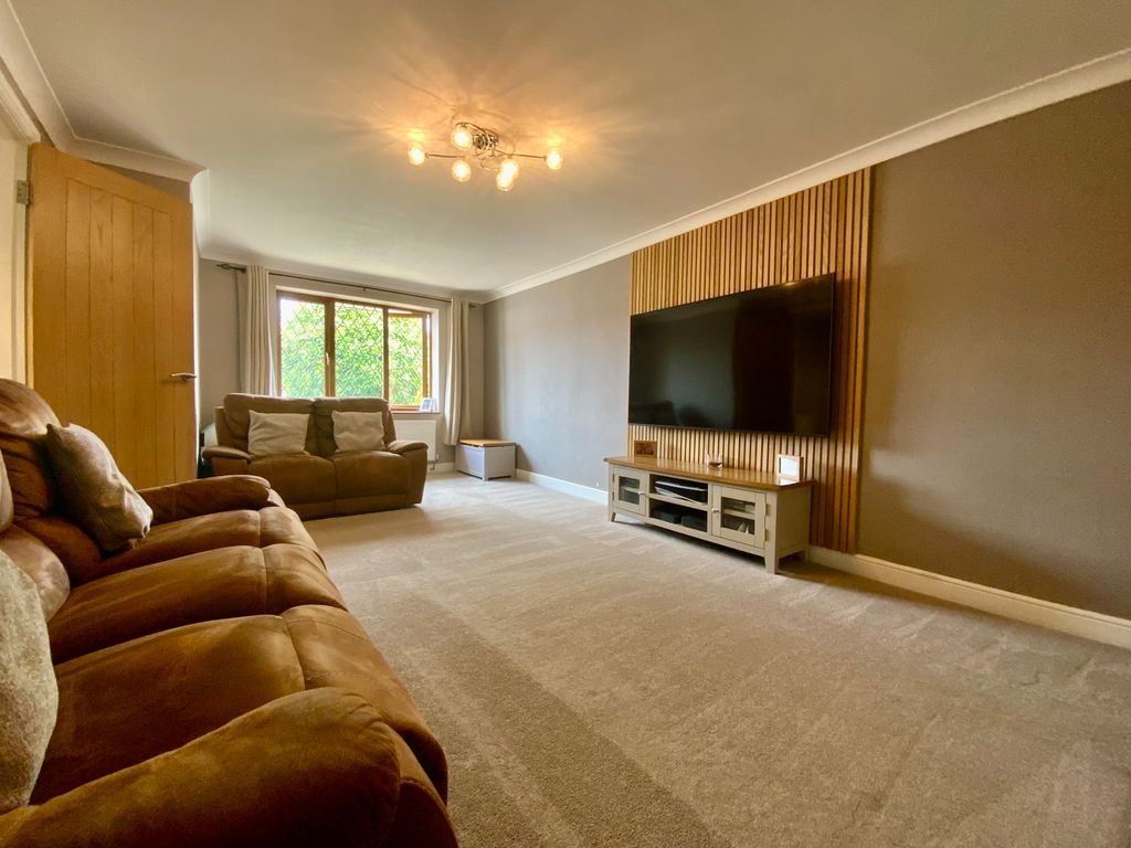 Property photo 2 of 23 Img_1524
