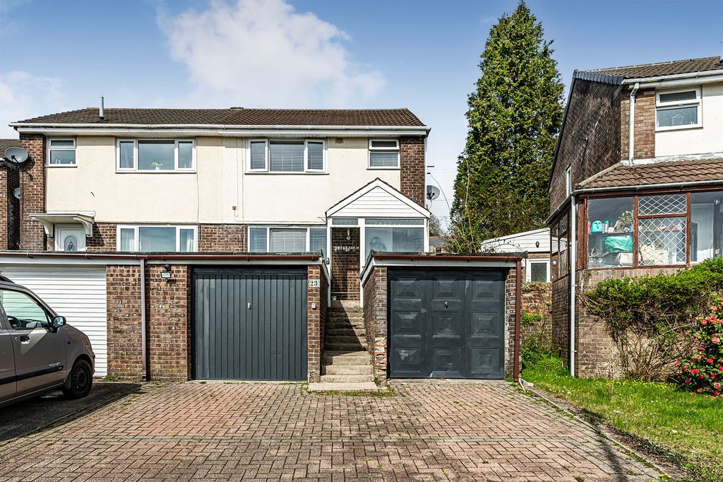 Property photo 1 of 37