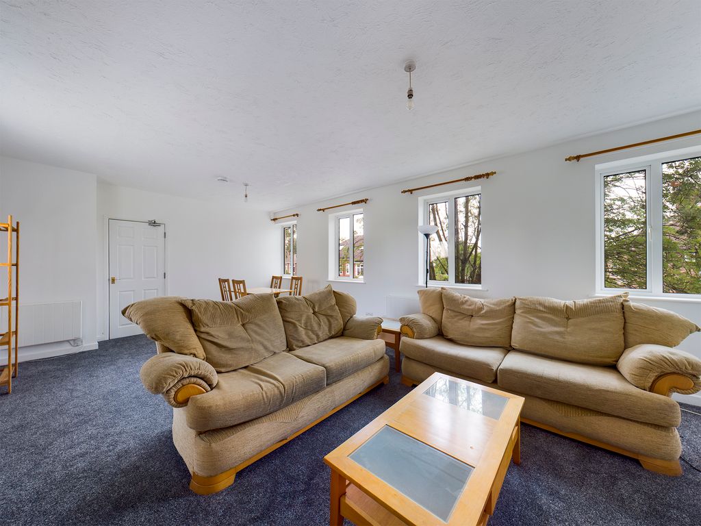 Property photo 3 of 12 Image