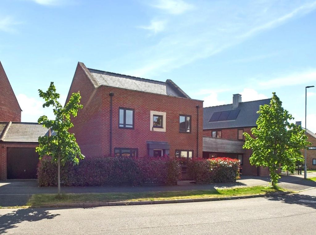 Property photo 1 of 27 Cam02256G0-Pr0325-Still013.Jpg
