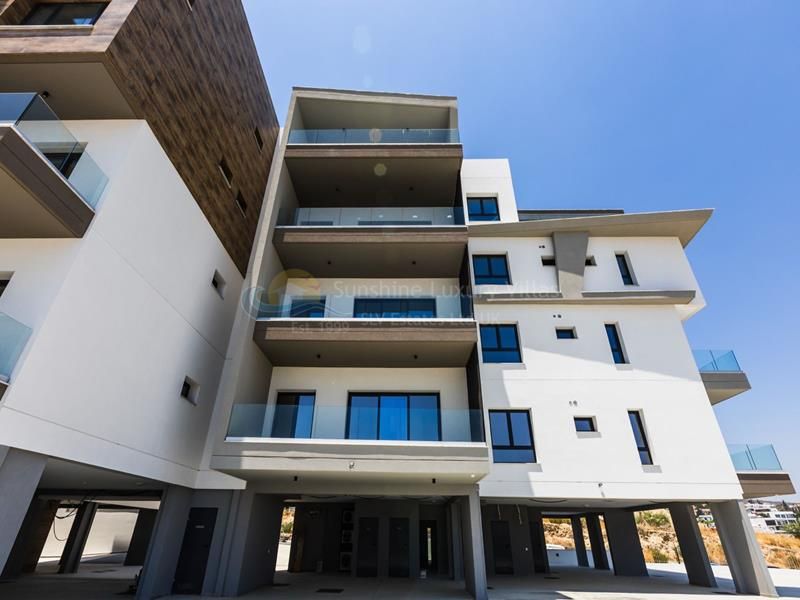 Property photo 1 of 31