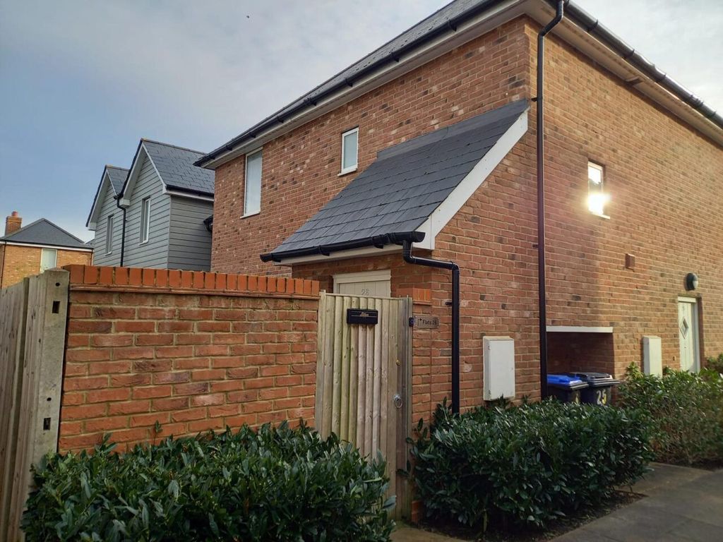 Property photo 2 of 11