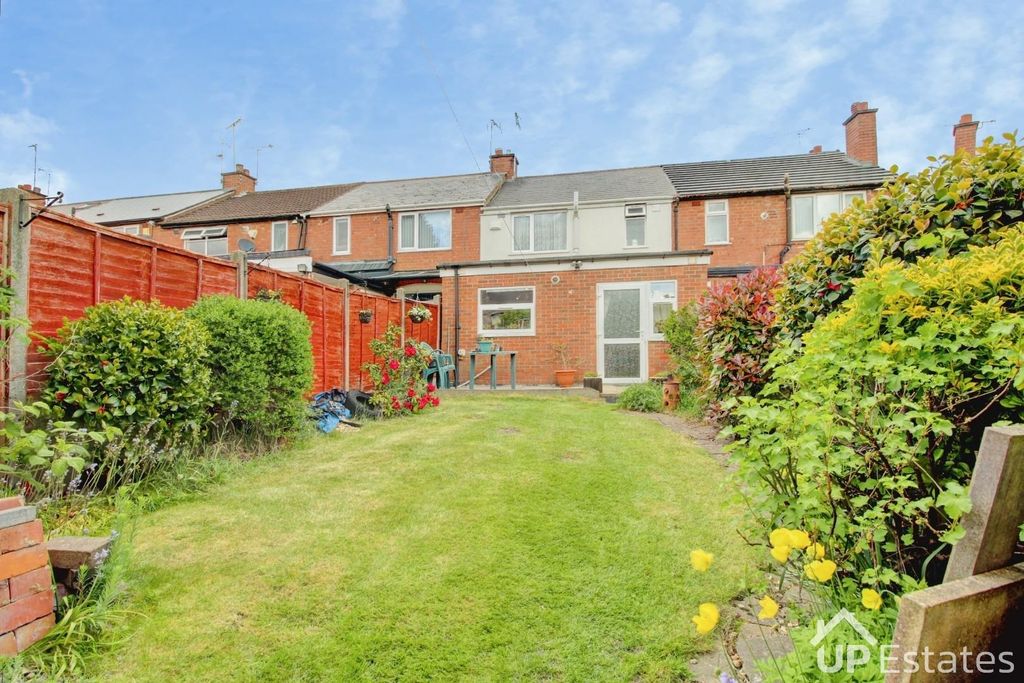 Property photo 3 of 17