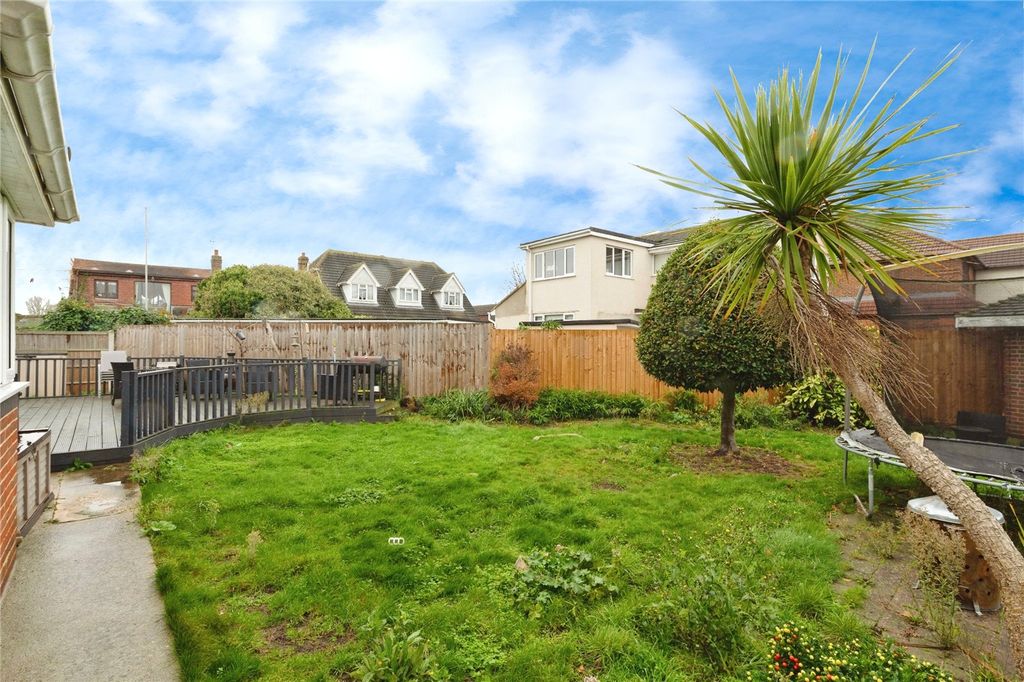 Property photo 3 of 25 Picture No. 21