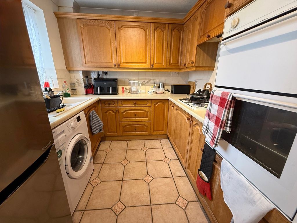 Property photo 2 of 11 Picture No. 02