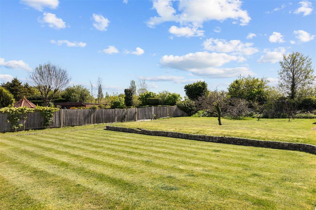 Additional image 12 of 6 bed detached house for saleGrimwade Avenue, Croydon CR0